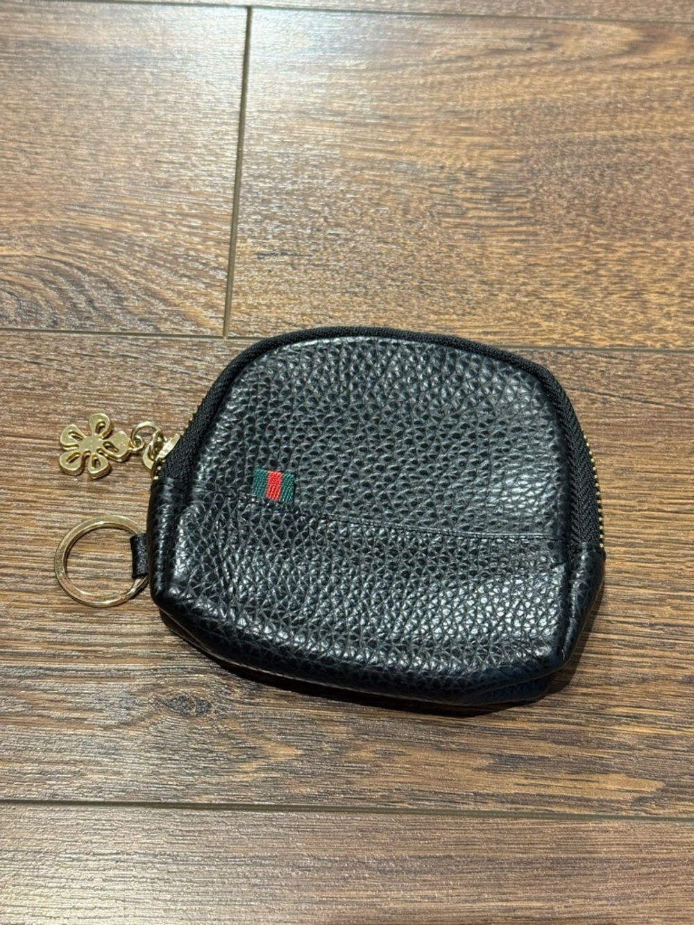 Black key ring pouch